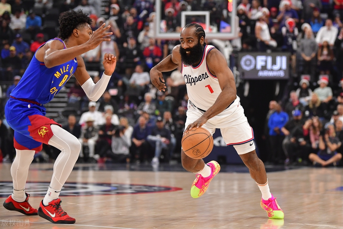 快船队主场作战，冲刺总决赛