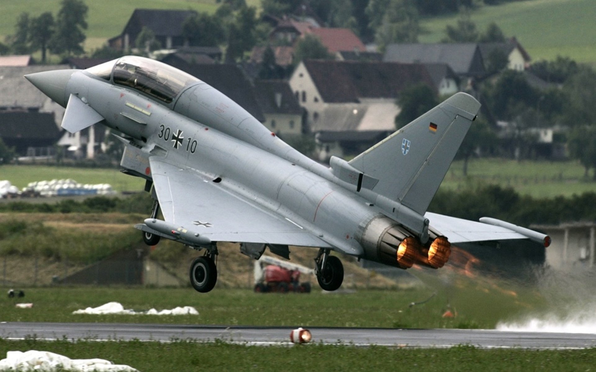 加时赛第117分钟，德里赫特用钢钉鞋底将卡塔尔钉在足球史的十字路口