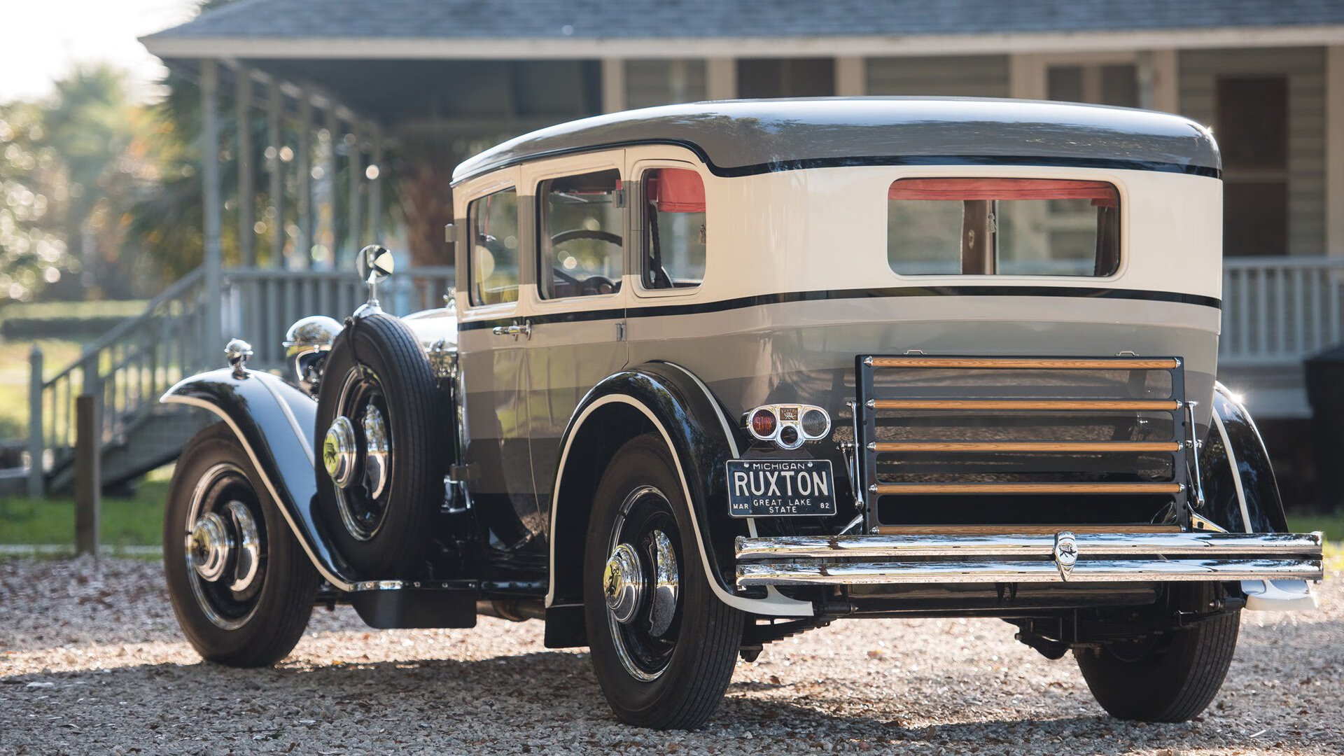 钢铁防线失守？莱奥连击引爆尤文里昂战术博弈迷局